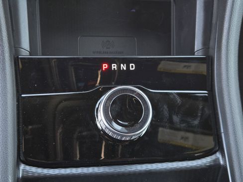 New 2026 Jeep Grand Cherokee L 2WD image 13