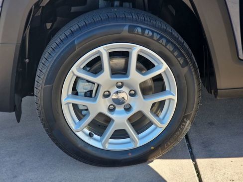 Used 2021 Jeep Renegade Sport w/ Sport Appearance Group image 34