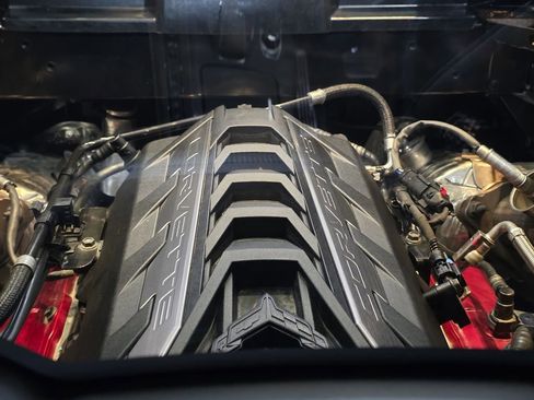 Used 2025 Chevrolet Corvette Stingray Preferred Cpe w/ Z51 Performance Package RWD image 44