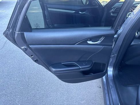 Used 2021 Honda Civic Sport image 24