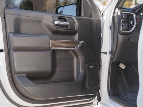 Used 2021 Chevrolet Silverado 1500 RST image 38