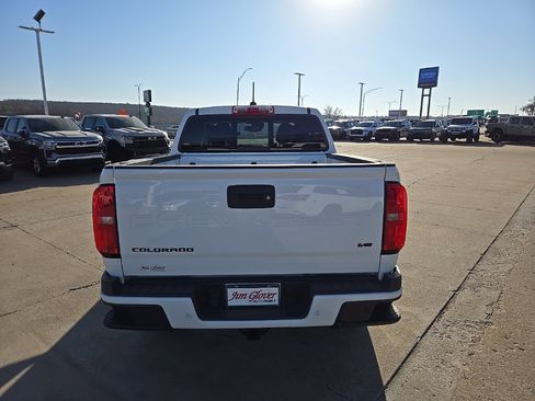 Used 2021 Chevrolet Colorado LT w/ Safety Package image 36