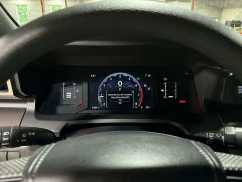 Used 2026 Toyota Tacoma SR5 AWD/4WD image 32
