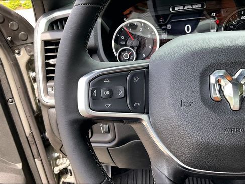 New 2026 RAM 2500 Big Horn AWD/4WD image 28