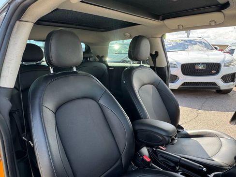 Used 2015 MINI Cooper 2-Door Hardtop image 13