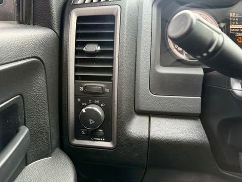 Used 2014 RAM 1500 Express w/ Black Ram 1500 Express Group image 17