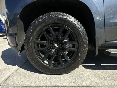 Used 2021 Chevrolet Silverado 1500 Custom image 18