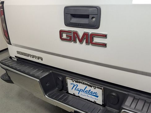 Used 2018 GMC Sierra 1500 2WD Regular Cab image 8