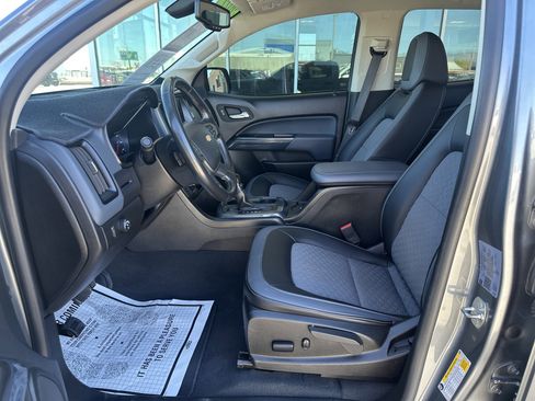 Used 2022 Chevrolet Colorado Z71 image 12