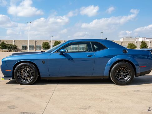 Used 2023 Dodge Challenger SRT Hellcat Redeye RWD image 7