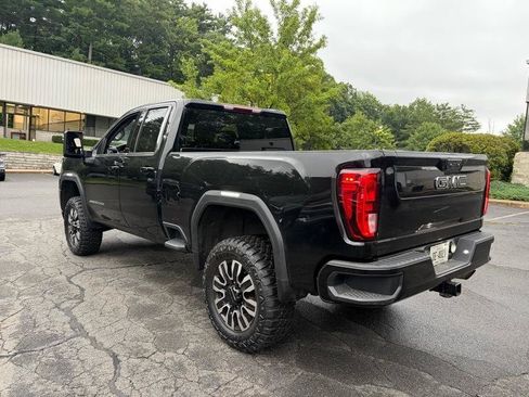 Used 2022 GMC Sierra 2500 SLE w/ SLE Convenience Package AWD/4WD image 4