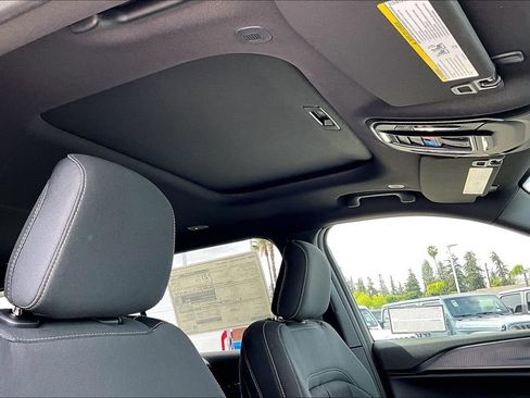 New 2026 Jeep Grand Cherokee L Laredo image 14