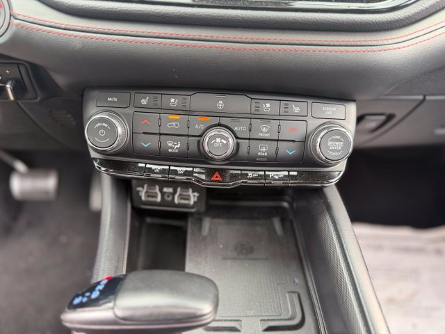 Used 2024 Dodge Durango R/T AWD/4WD image 21