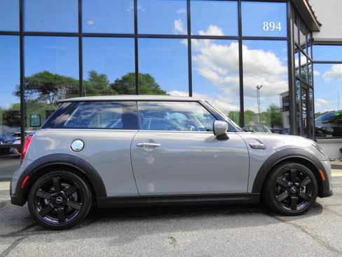 Used 2023 MINI Cooper S w/ Signature Upholstery Package FWD image 4