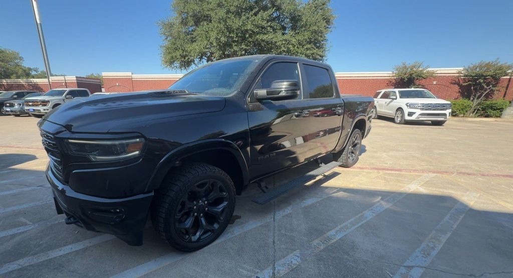 Used 2024 RAM 1500 Limited AWD/4WD image 2