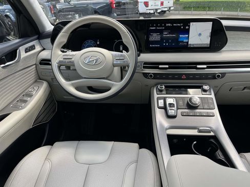 Used 2023 Hyundai Palisade Calligraphy w/ Cargo Package FWD image 13