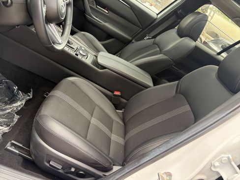Used 2025 MAZDA CX-50 AWD 2.5 S w/ Premium Package image 38