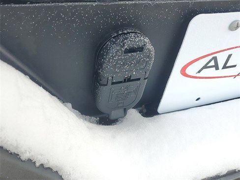 Certified 2023 Chevrolet Silverado 1500 Custom Trail Boss w/ LPO, Dark Essentials Package image 7