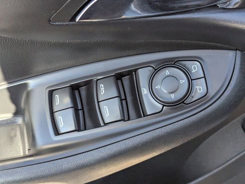Used 2019 Chevrolet Volt LT w/ Power Convenience Package FWD image 24