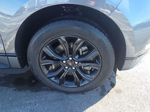 Used 2022 Ford Edge SE w/ Black Appearance Package AWD/4WD image 5