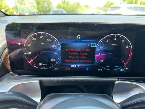Used 2024 Mercedes-Benz GLB 250 image 35