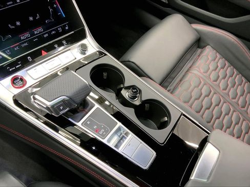 Used 2026 Audi RS 6 performance image 16