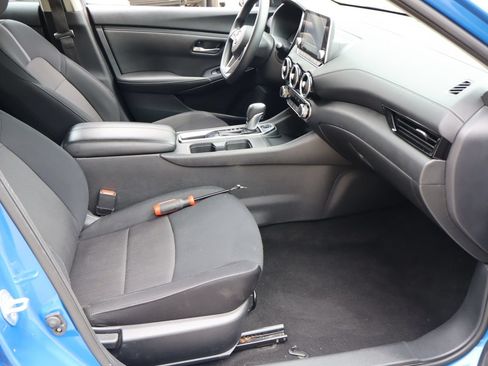 Used 2024 Nissan Sentra SV FWD image 16