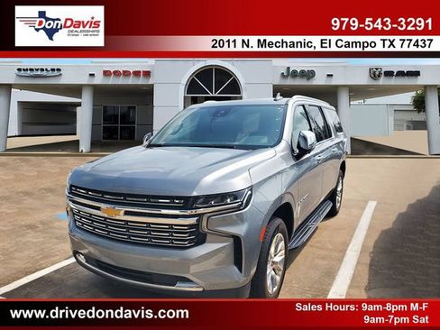 Used 2024 Chevrolet Suburban Premier AWD/4WD image 1