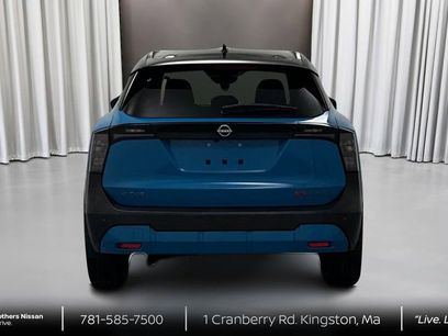 New 2025 Nissan Kicks SR w/ Interior Electronics Package