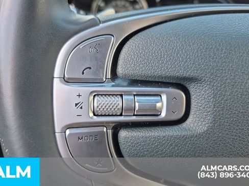 Used 2023 Genesis GV70 2.5T w/ Advanced Package image 36