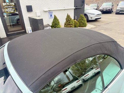 Used 2004 Volkswagen Beetle GLS FWD image 17