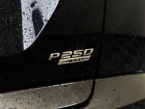 Used 2020 Jaguar E-PACE image 17