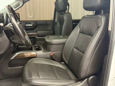 Used 2021 Chevrolet Silverado 1500 LT Trail Boss w/ Convenience Package II AWD/4WD image 19