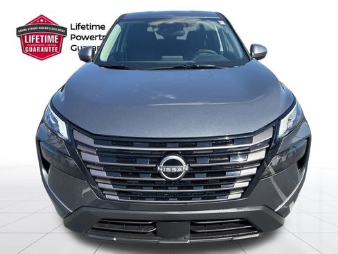 New 2026 Nissan Rogue SV FWD image 2