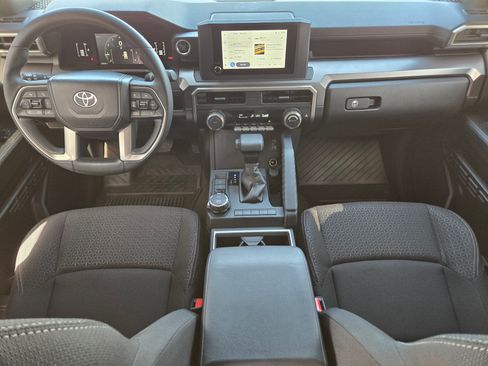 Used 2025 Toyota 4Runner SR5 AWD/4WD image 2