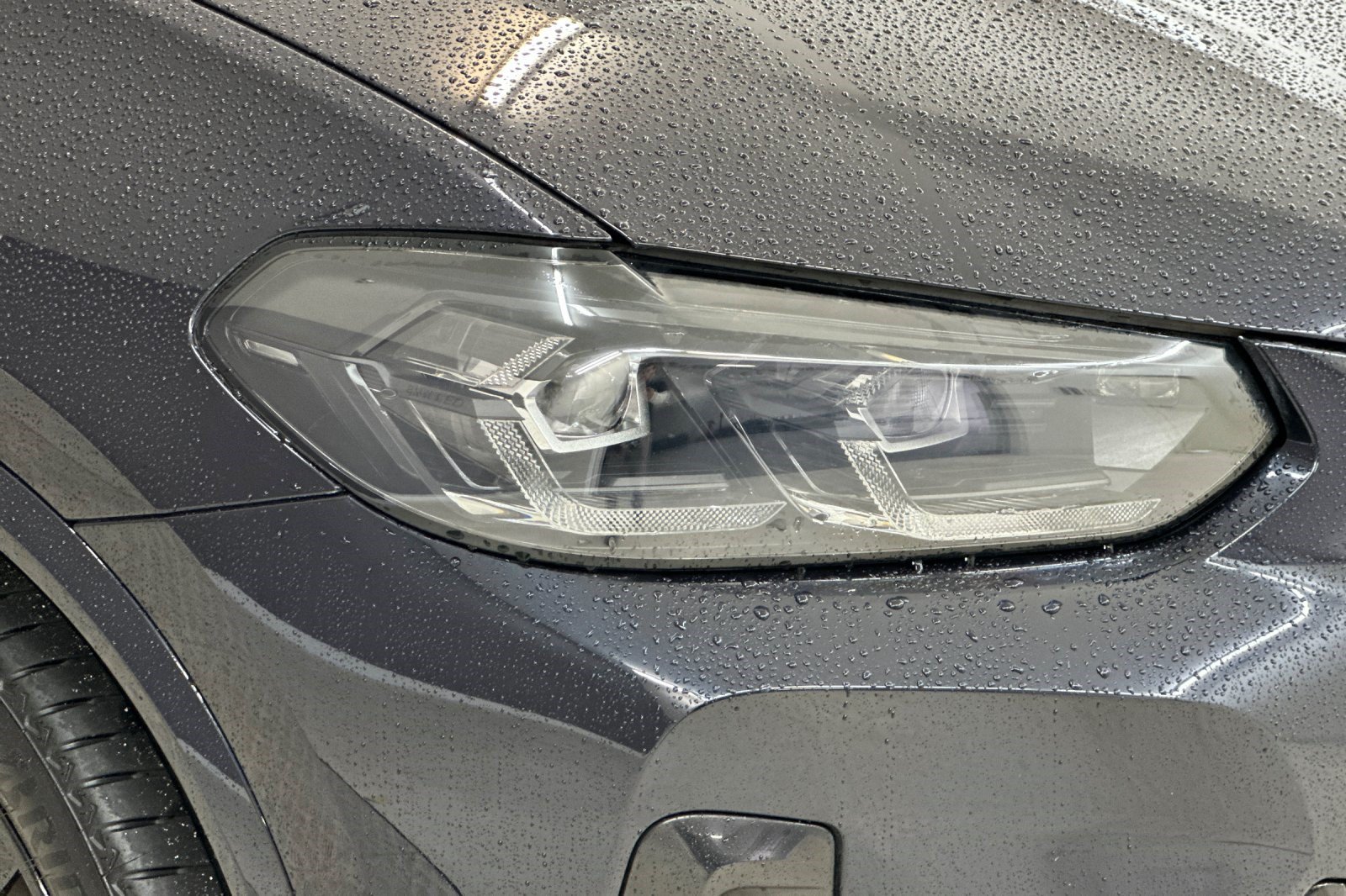 Certified 2023 BMW X4 xDrive30i w/ M Sport Package AWD/4WD image 11