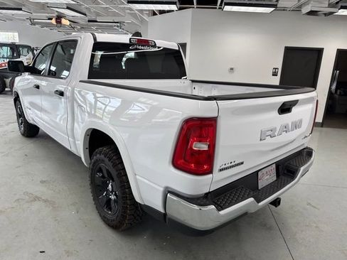 Used 2025 RAM 1500 Big Horn AWD/4WD image 7