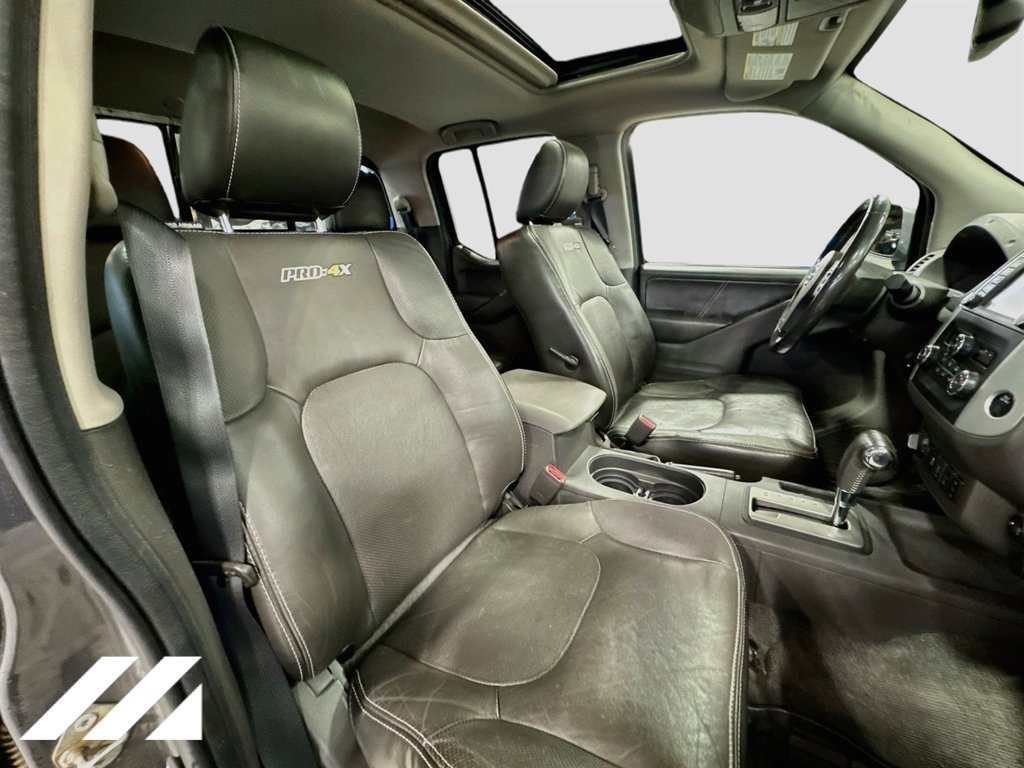 Used 2018 Nissan Frontier PRO-4X AWD/4WD image 29
