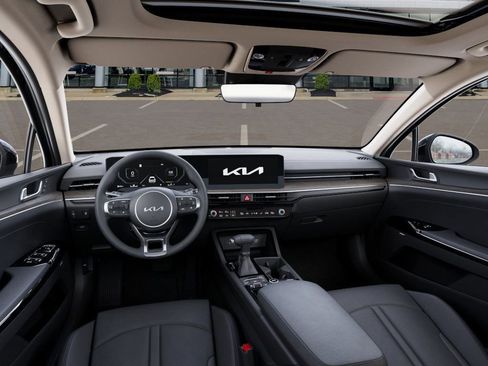 New 2025 Kia K5 EX image 15