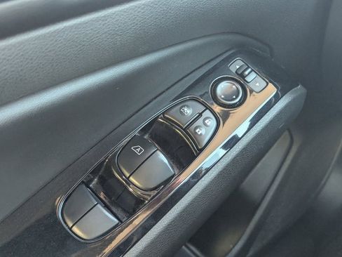 Used 2023 Nissan Altima 2.5 SV image 21