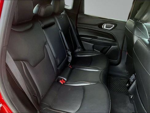 Used 2025 Jeep Compass Trailhawk AWD/4WD image 26
