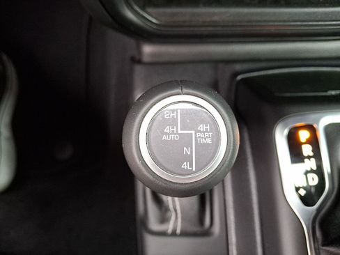 Used 2023 Jeep Wrangler Sahara w/ Cold Weather Group image 23