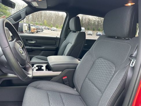 New 2026 RAM 1500 Express AWD/4WD image 11