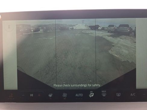 Used 2025 Ford Escape Platinum image 31