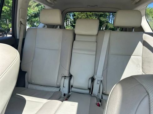 Used 2019 Lexus GX 460 Premium w/ Premium Package AWD/4WD image 39