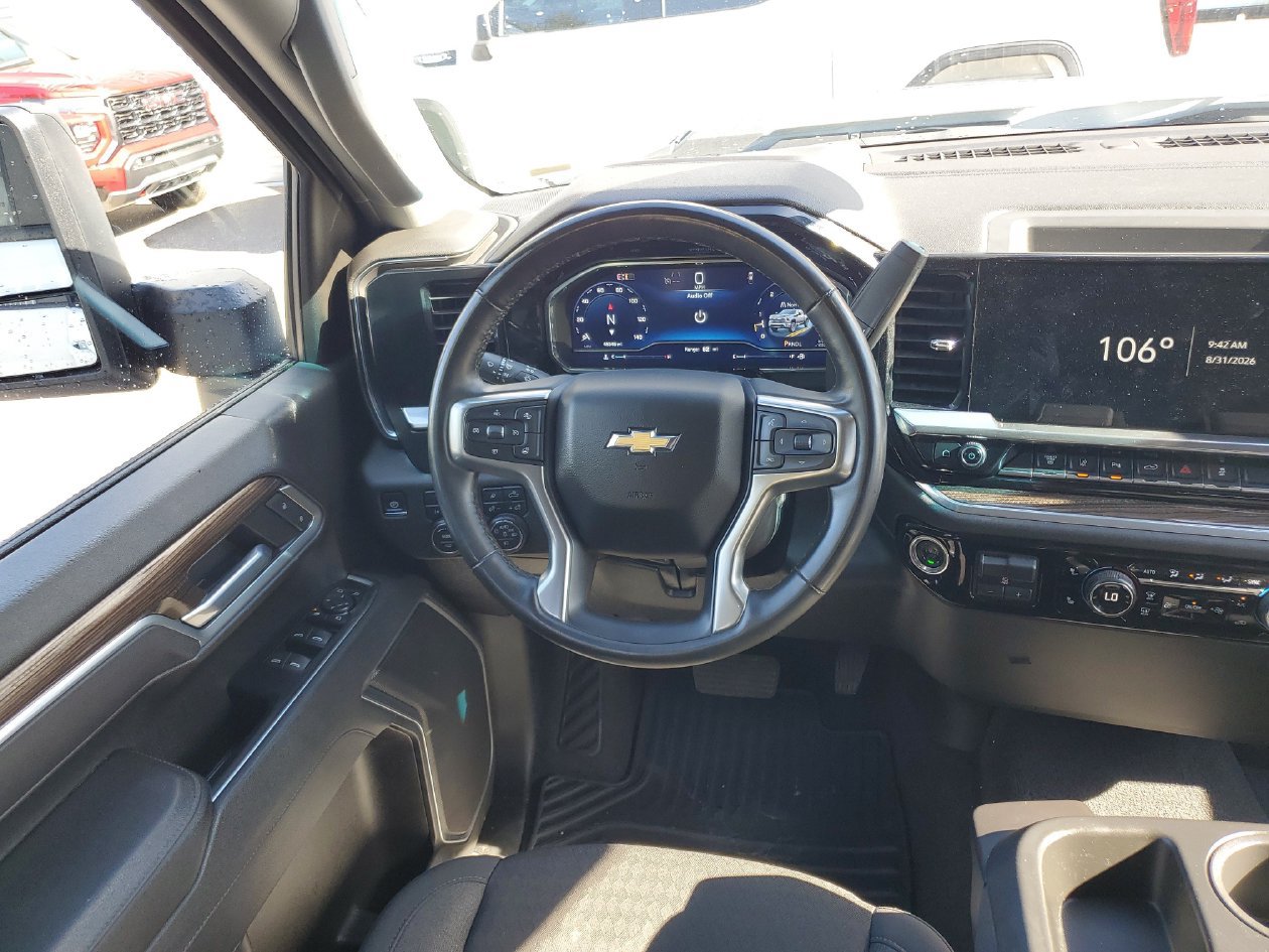 Used 2025 Chevrolet Silverado 3500 LT w/ Safety Package AWD/4WD image 14