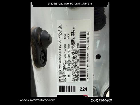 Used 2017 Toyota Tacoma TRD Off-Road image 38