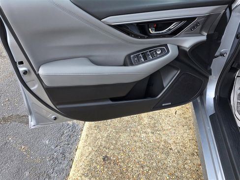 Certified 2025 Subaru Legacy Limited image 31