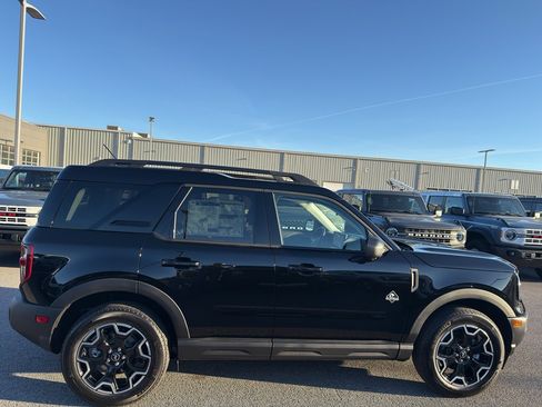 New 2025 Ford Bronco Sport Outer Banks w/ Outer Banks Tech Package+ image 4