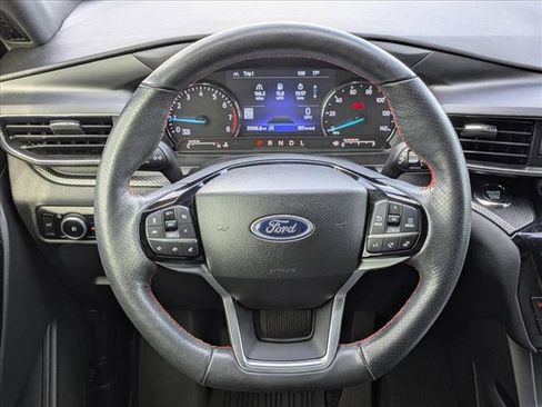 Used 2023 Ford Explorer ST-Line w/ Class IV Trailer Tow Package image 10